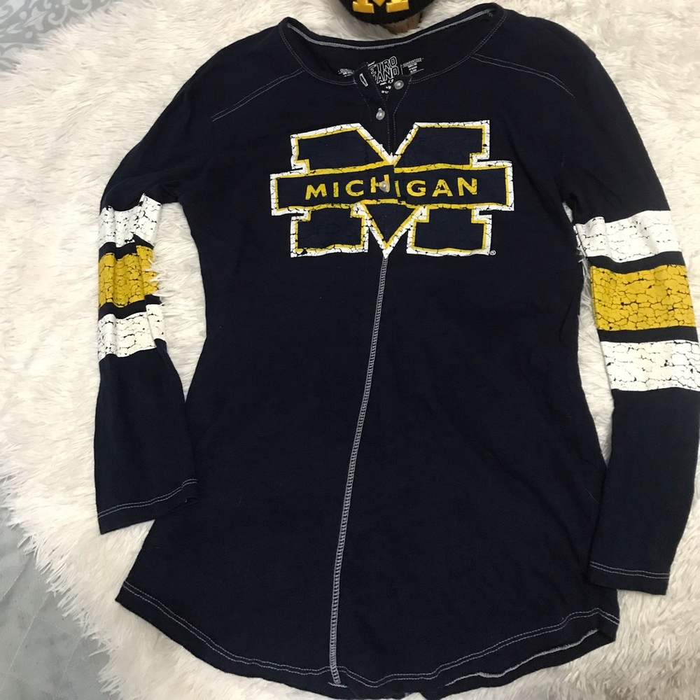 Women’s Michigan tee